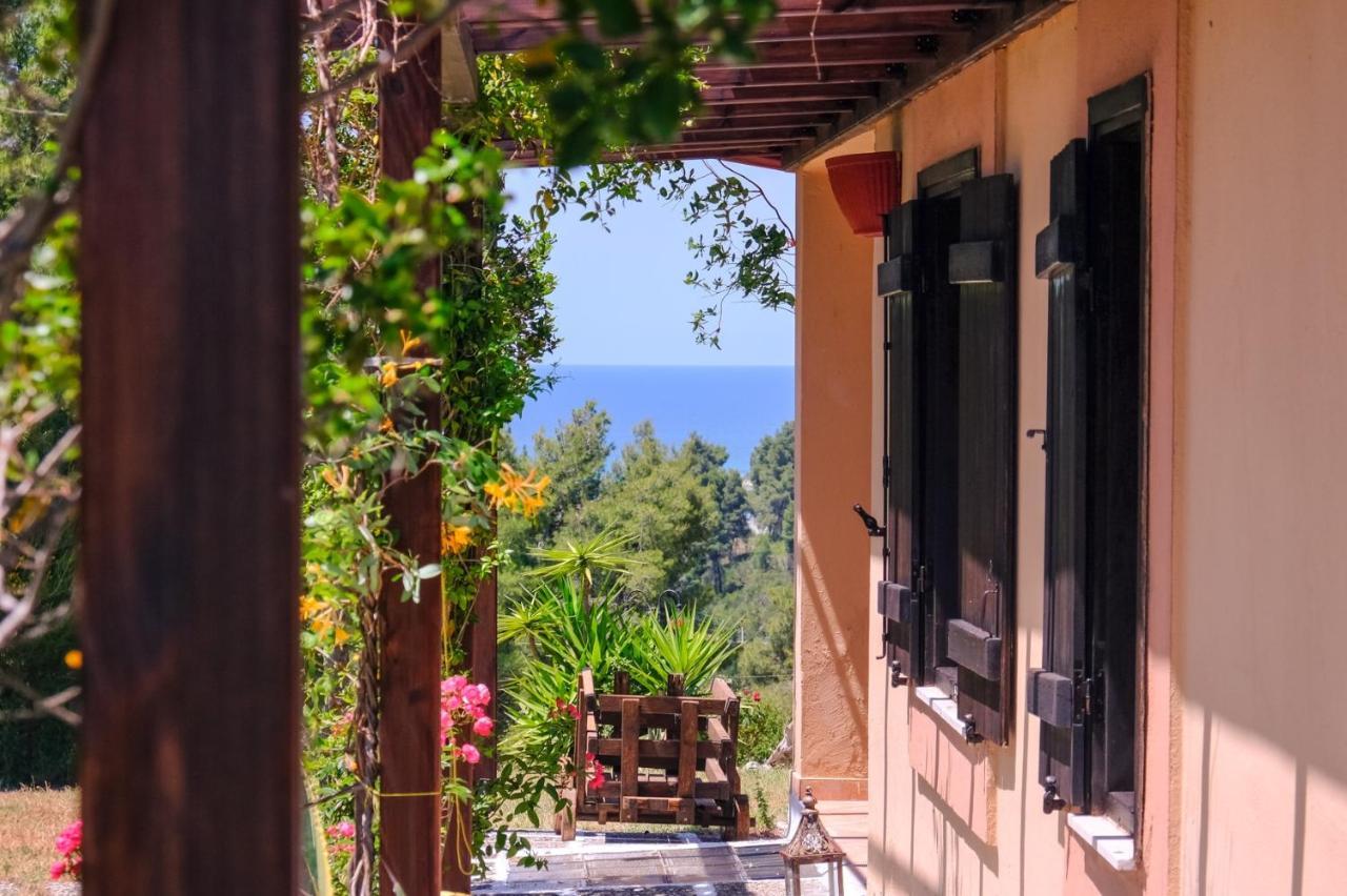 Residence On The Hill Near The Sea Siviri Exterior foto